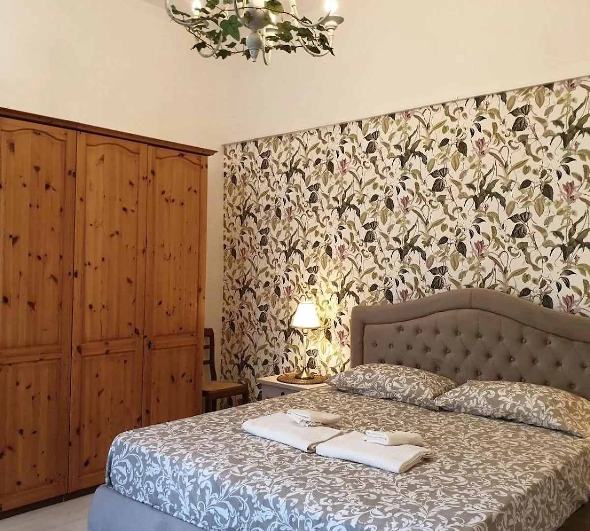 Florence Home